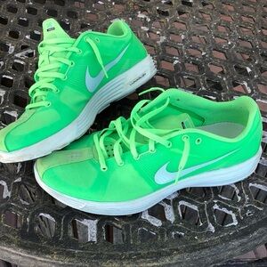 Nike Lunaracer Plus 324909-300 racer running sneaker